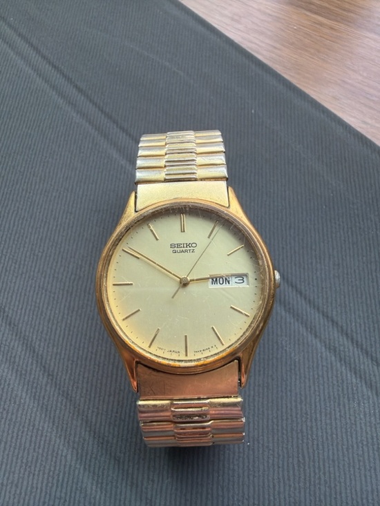 Seiko Other - Seiko Gold and Champagne Men's Day-Date Watch